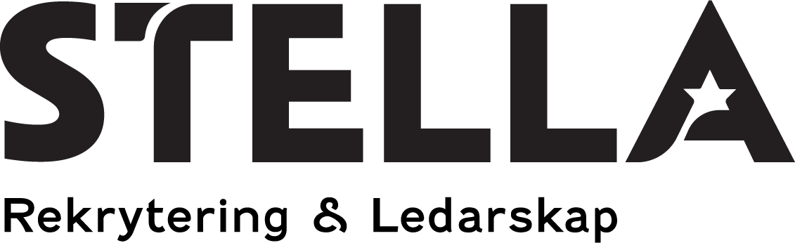 Stella Rekrytering & Ledarskaps logotyp skrivet med svart mot vit bakgrund.